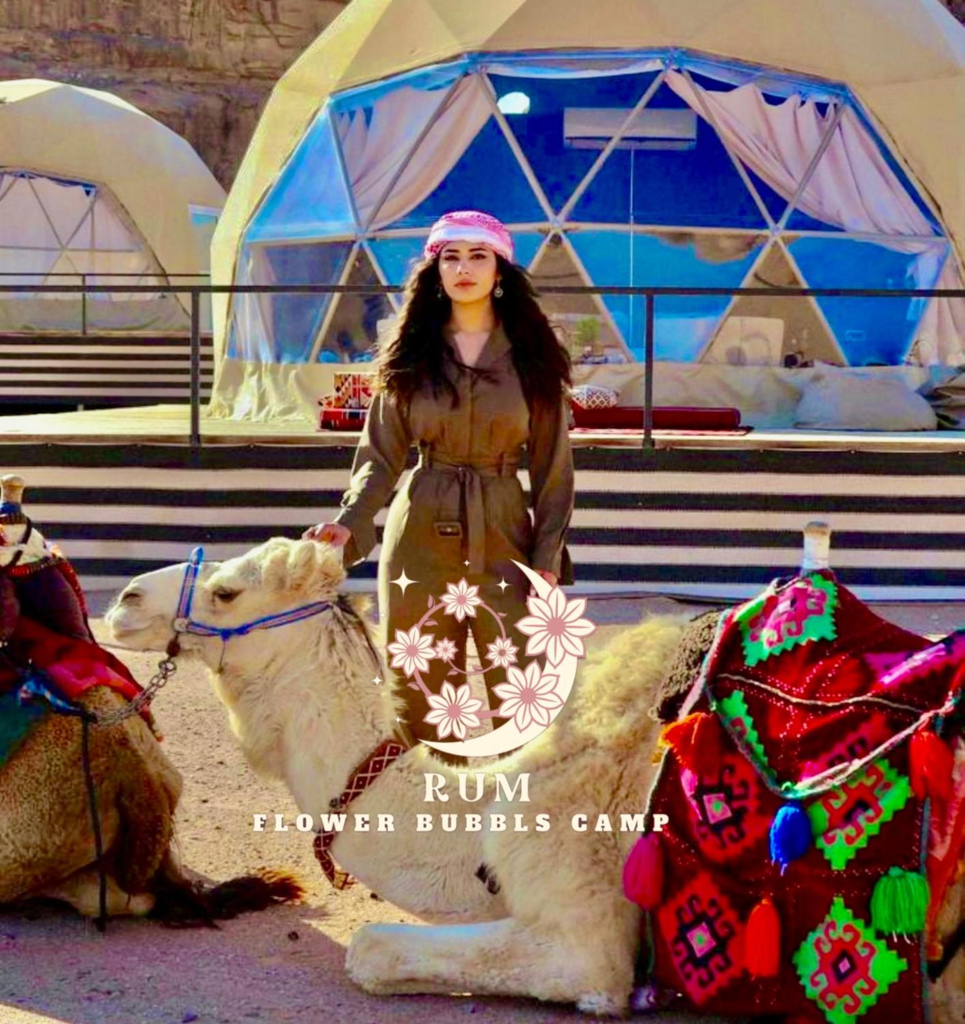 Rum Flower Bubbles Luxury Camp Wadi Rum Exterior photo