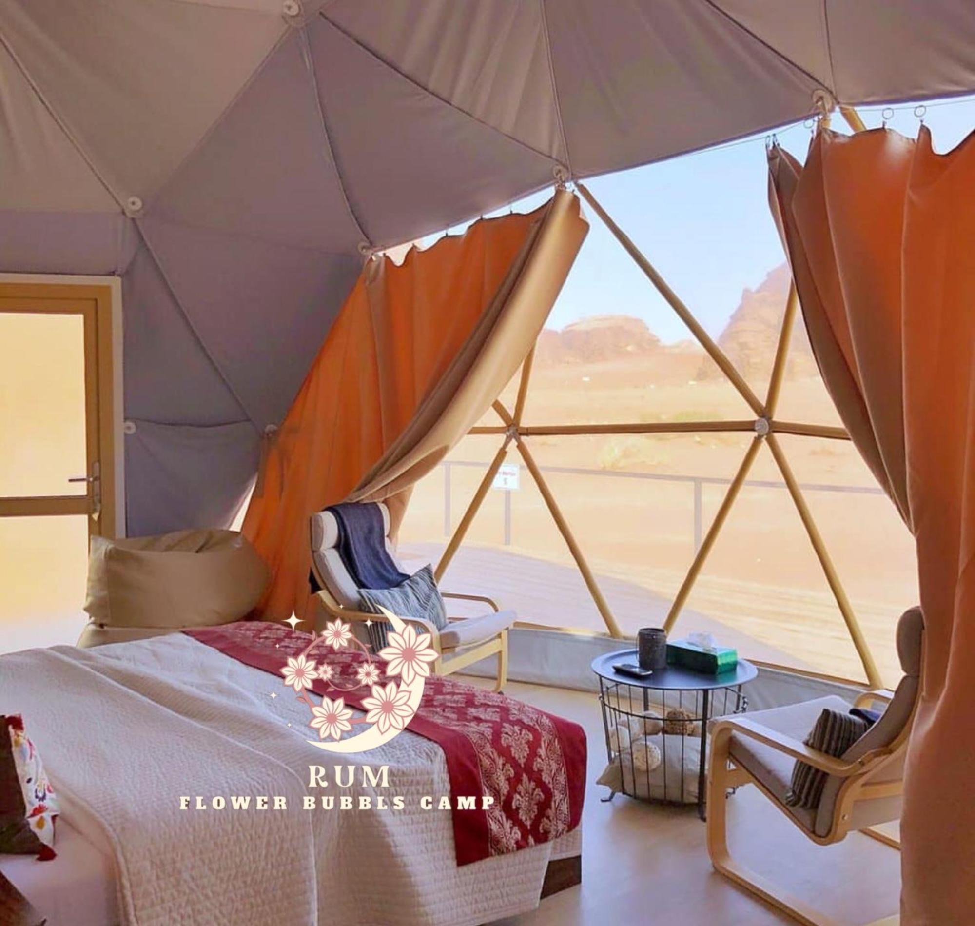 Rum Flower Bubbles Luxury Camp Wadi Rum Exterior photo