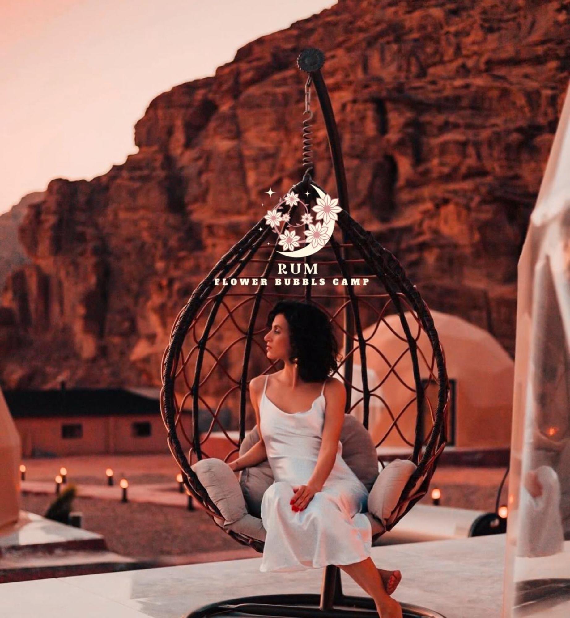 Rum Flower Bubbles Luxury Camp Wadi Rum Exterior photo